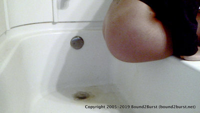 the_most_embarrassing_thing_bathtub.jpg