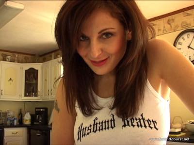 Lola Lynn: Lola Holds It For As Long As She Can Remastered